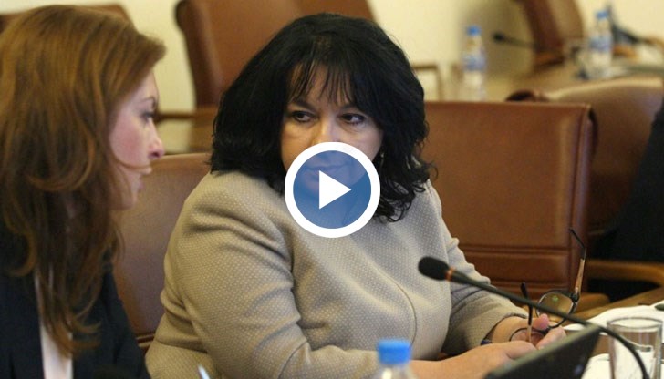 Много е важно да не се разделяме, когато става въпрос за важни въпроси като АЕЦ „Белене“, заяви Теменужка Петкова