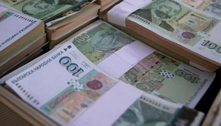 "Полицай" й обещал да получи доживотно увеличение на пенсията "Полицай" й обещал да получи доживотно увеличение на пенсията