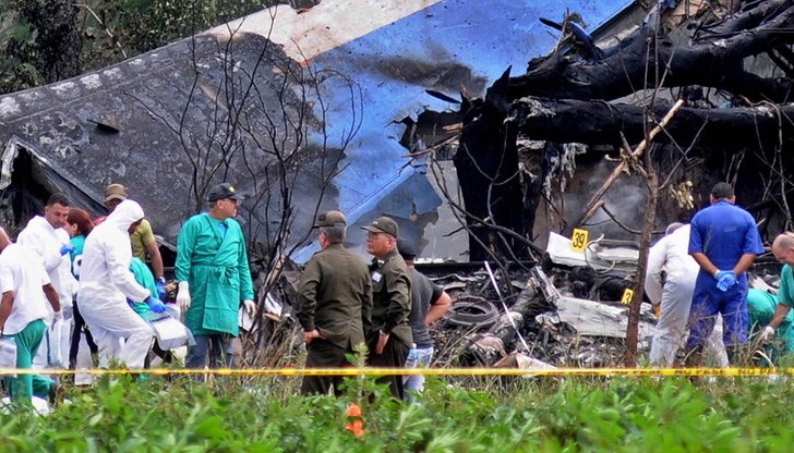 Само трима души оцеляха след тежката катастрофа край Хавана и те в критично състояние Само трима души оцеляха след тежката катастрофа край Хавана и те в критично състояние