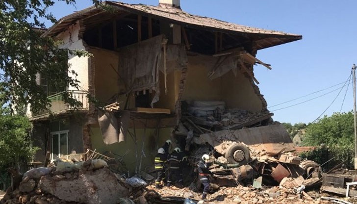 Шофьорът е загинал при инцидента