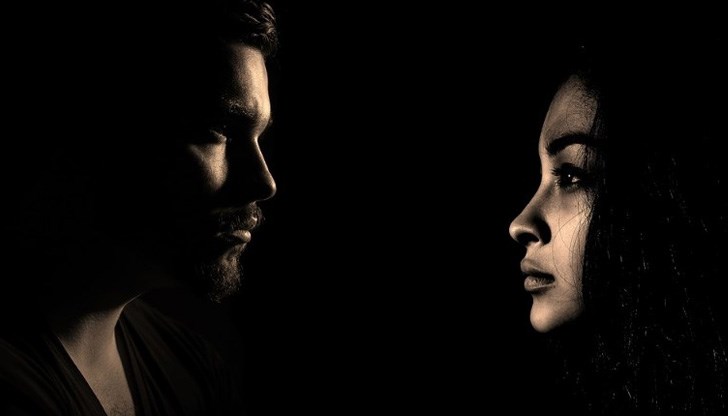 На жената Овен й трябва мъж, който да не я дърпа назад На жената Овен й трябва мъж, който да не я дърпа назад