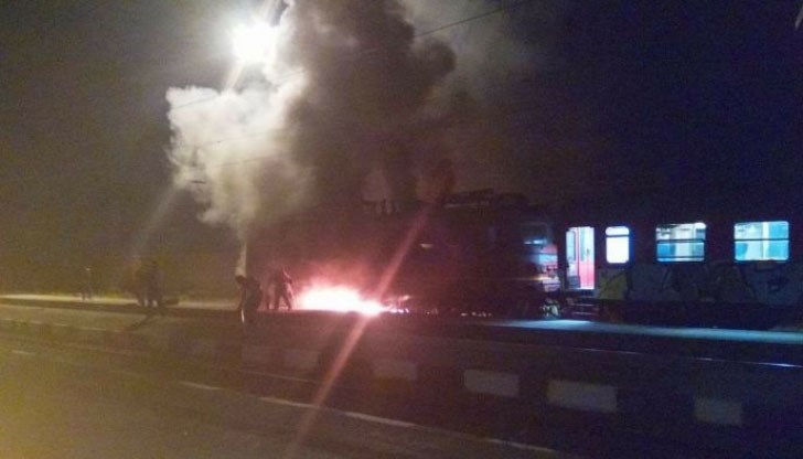 По непотвърдена информация това е същият локомотив, който горя преди няколко месеца на гара Коньово