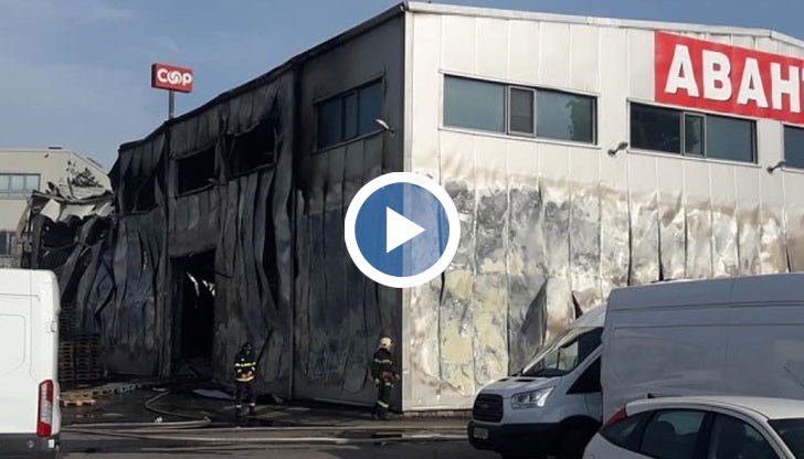 Окото на огнеборец бе засегното, след преглед в „Пирогов“, той се е върнал да гаси пожара