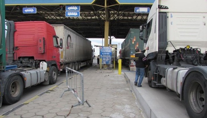 Трафикът е натоварен на изход от България