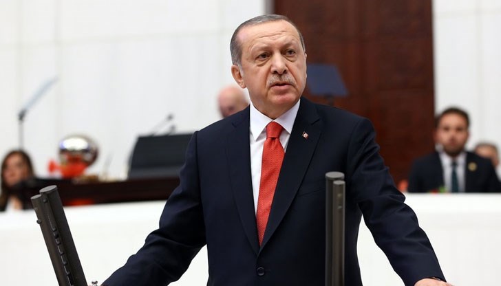 115 хиляди души учат със стипендии, други със собствени средства, целта на президента е да станат 350 000