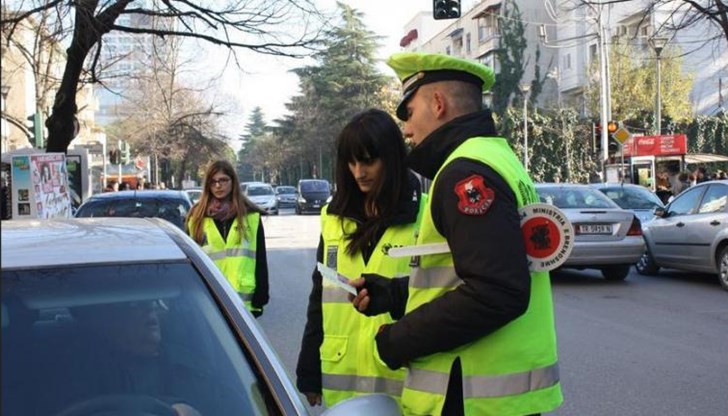Албанският министър на вътрешните работи: Не можем да заловим голям престъпник, ако полицията не е чиста