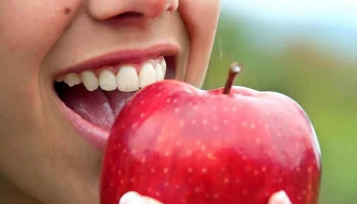Ако консумирате ябълки вечер или нощем, храносмилателната ви система може да се обърне срещу вас