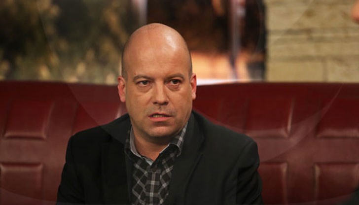 Пеевски купил държавата, ние търкаме талончета, кво ни пука...