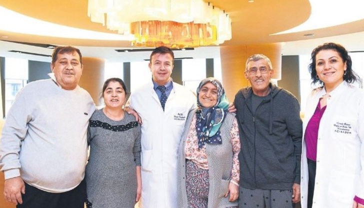 Двете семейства ще бъдат свързани до живот чрез кръстосана бъбречна трансплантация