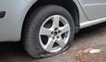 Нарязаха гумите на 6 коли в квартал "Чародейка"