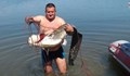 Рибар извади двуметров сом