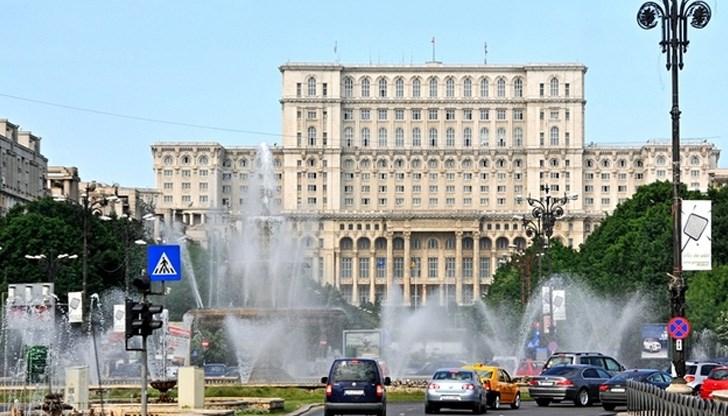 Досега 55 души са починали, включително имунизиран човек