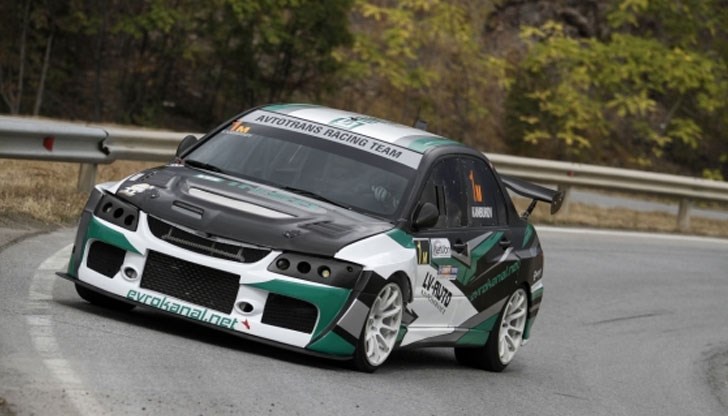 Съботните тренировки преминаха при топло и сухо време, докато метеорологичната прогноза за неделя предвижда сериозен шанс за дъжд