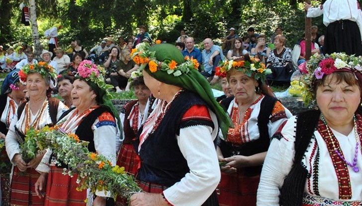 Много музика и танци и изложба на домашни погачи очакват гостите Много музика и танци и изложба на домашни погачи очакват гостите