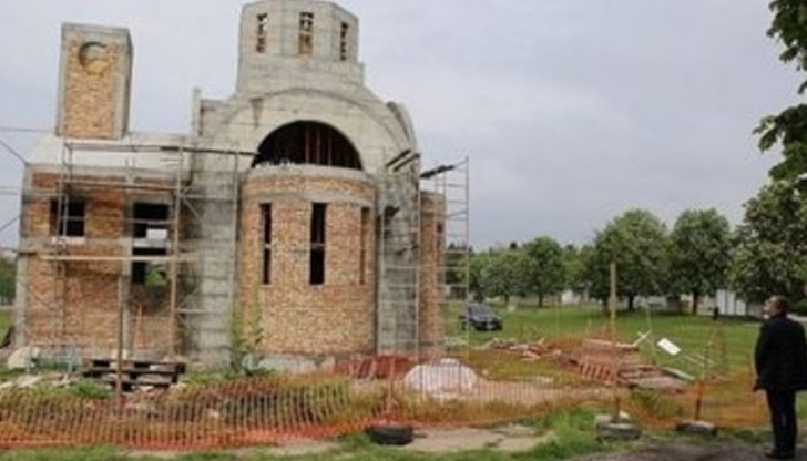 Премиерът дарява 20 000 лева, събрани за рождения му ден Премиерът дарява 20 000 лева, събрани за рождения му ден