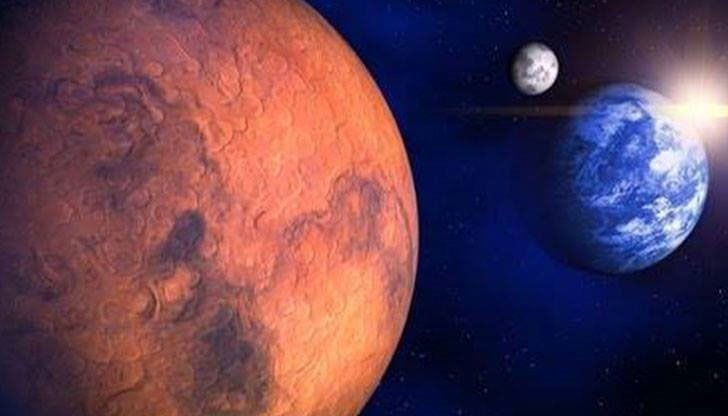 От началото на юни до края на август Марс ще се вижда на небето като ярка червено-оранжева звезда с постоянна светлина