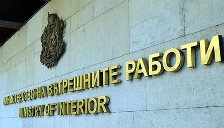 В системата имало проблем с осигуряването на облекло „по обективни и субективни причини" В системата имало проблем с осигуряването на облекло „по обективни и субективни причини"