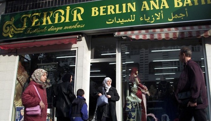 "Gavurlar" означава неверници, картофи