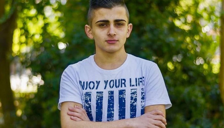 Момчето израства в социален дом, много е мъдро за възрастта си