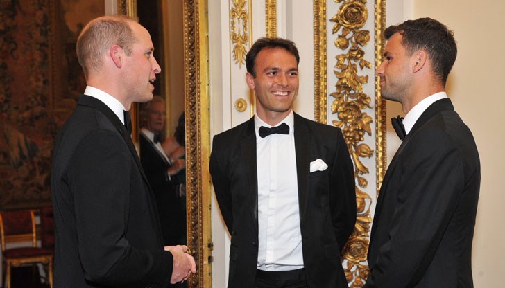 Първата ни ракета се срещна с Принц Уилям по време на благотворителна вечеря