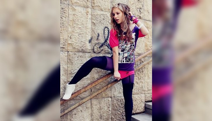 24-годишната Лиляна е завършила МГ Баба Тонка през 2013 г.