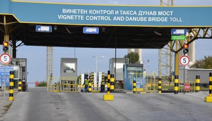 Трафикът е натоварен на българо-румънската граница