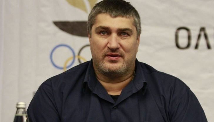 Волейболният гигант ще предвожда шествието от Ларгото пред операта до площада, с което ще бъде пренесена Световната купа