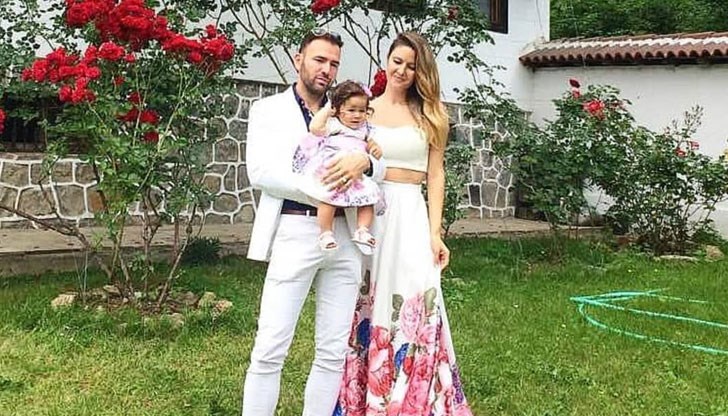 Ритуалът по посвещаването на малката Айлин се е състоял през почивните дни