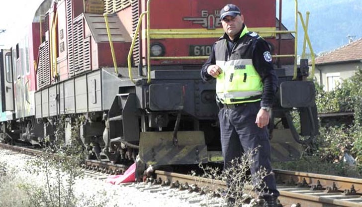 Става въпрос за самоубийство, казаха от полицията Става въпрос за самоубийство, казаха от полицията