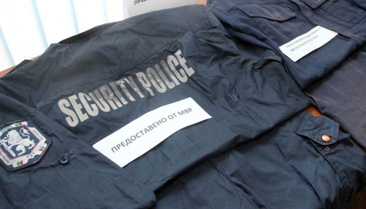 Сред редовите служители зрее недоволство Сред редовите служители зрее недоволство