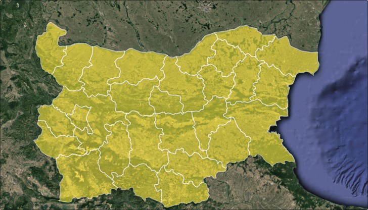 Утре ще има валежи с гръмотевични бури и градушки Утре ще има валежи с гръмотевични бури и градушки