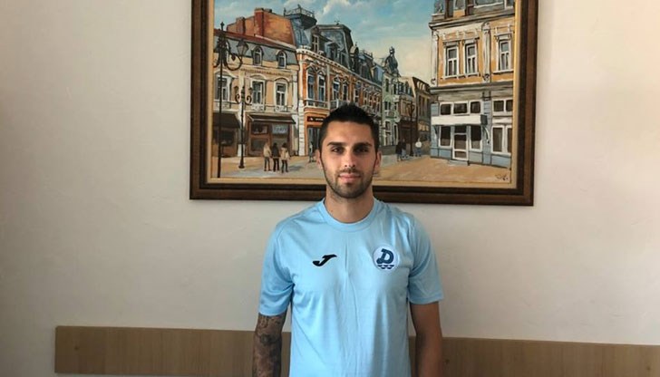 Футболният клуб подписа договор с Иван Коконов