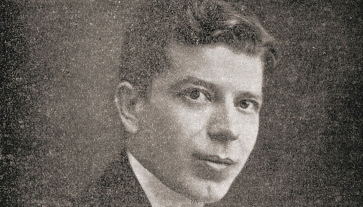 Бахаров е участвал активно в стопанския живот на града след Първата световна война