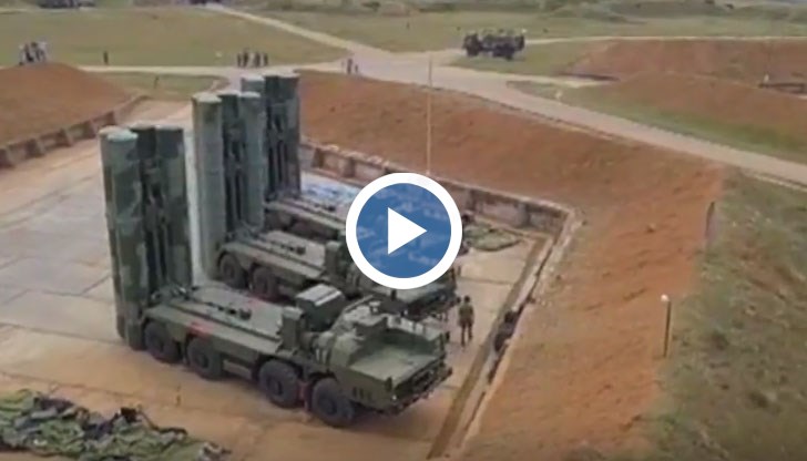 Отработената маневра представлявала стрелба с реални комплекси и бързото им преместване, като на тяхно място се надуват имитациите