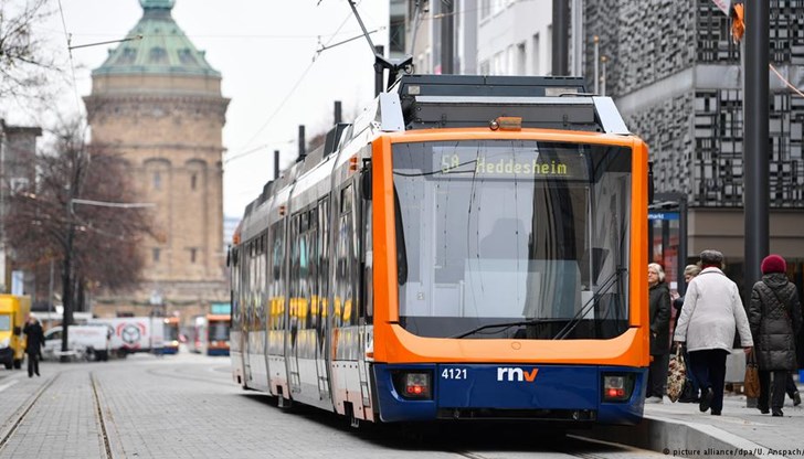 Това не е единствената държава в Европа, която пуска безплатен транспорт.