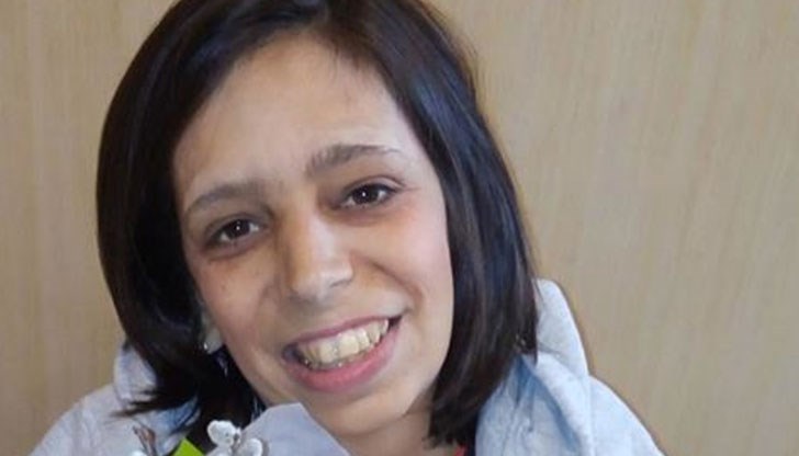 Жената живее с един бъбрек, който е в много лошо състояние Жената живее с един бъбрек, който е в много лошо състояние