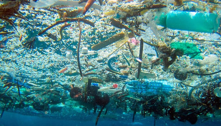 Средиземно море е застрашено да се превърне в „море от пластмаса”