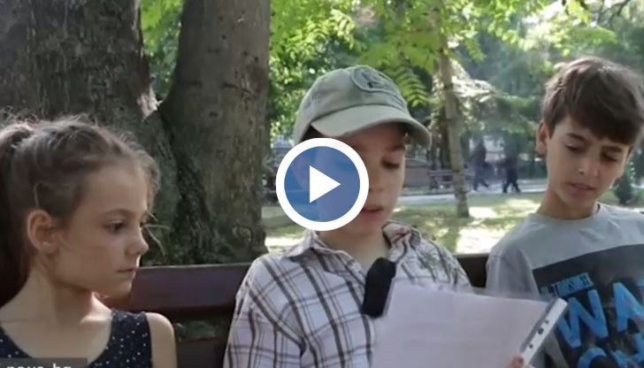 Второкласник от Варна се превърна в звезда на международния литературен фестивал „Варналит” с атрактивно есе на тема „Писмо до мен след 10 години”