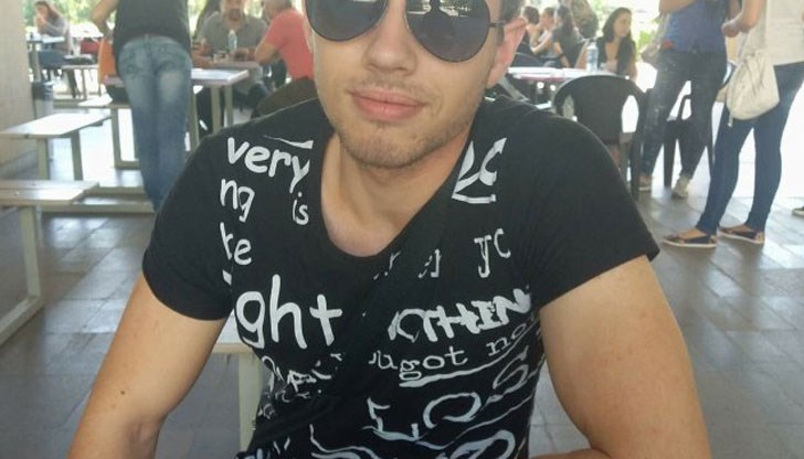 Студентът Васко разказа за главоболията, които са му причинили от банката Студентът Васко разказа за главоболията, които са му причинили от банката