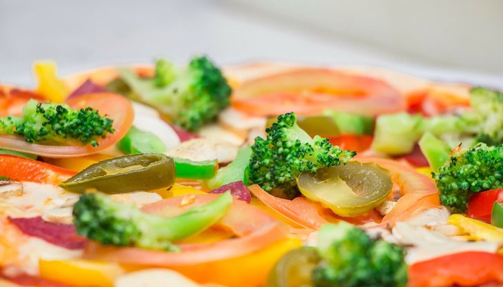 Тестеното изделие се прави с продукти, които влизат в състава на Средиземноморската диета Тестеното изделие се прави с продукти, които влизат в състава на Средиземноморската диета