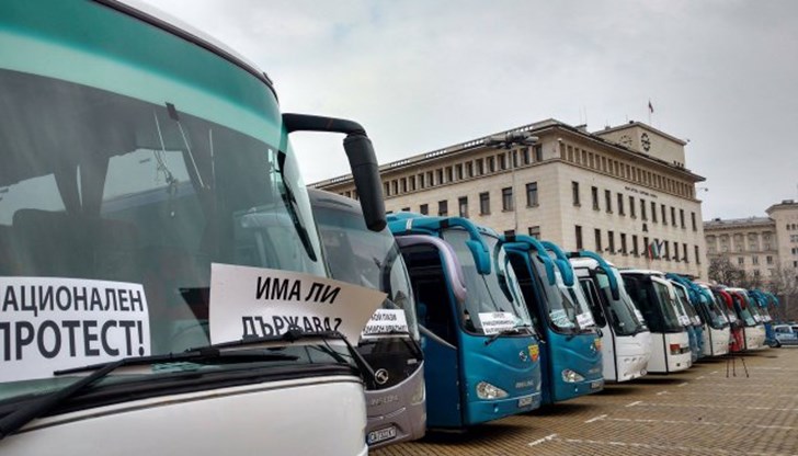 ​Автобусните превозвачи излизат на протест