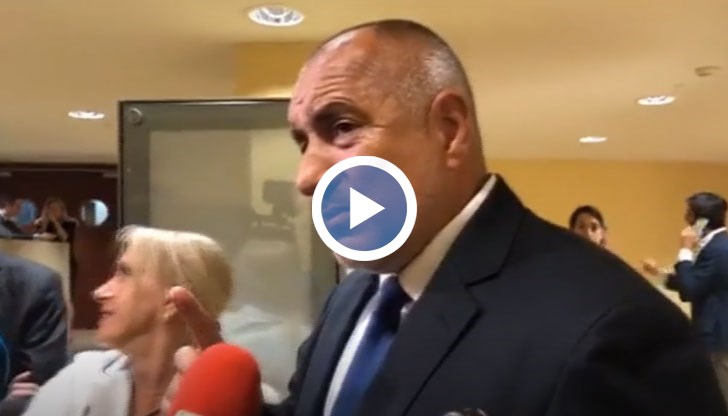 Казах, че искам министър Петков да ми се махне от главата с този проблем, заяви днес от Брюксел премиерът