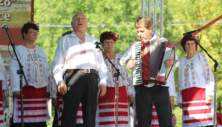 800 участници ще се включат в „Сандрово пее и танцува“ 800 участници ще се включат в „Сандрово пее и танцува“
