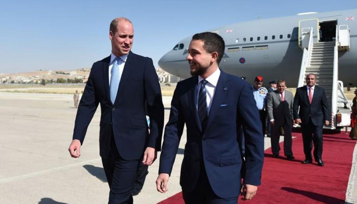 Това е първи етап от историческата визита на принца в Близкия изток