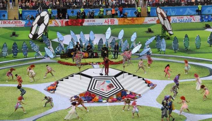Впечатляваща церемония даде старт на най-големия футболен форум – Световното първенство