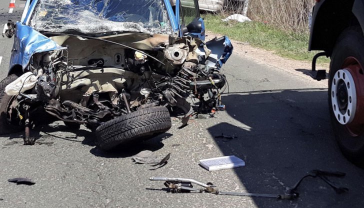 Само за Каско и Гражданска отговорност са изплатени около 700 млн. лева Само за Каско и Гражданска отговорност са изплатени около 700 млн. лева