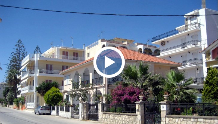 Мощен циклон удари Гърция снощи