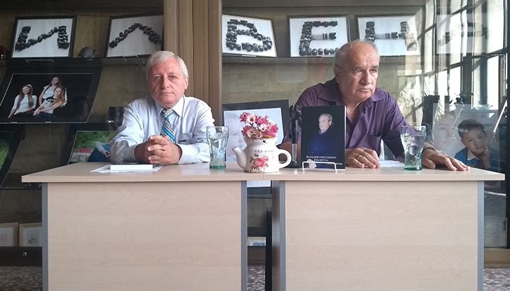 Русенци отдадоха почит към паметта на проф. д-р Иван Байчев