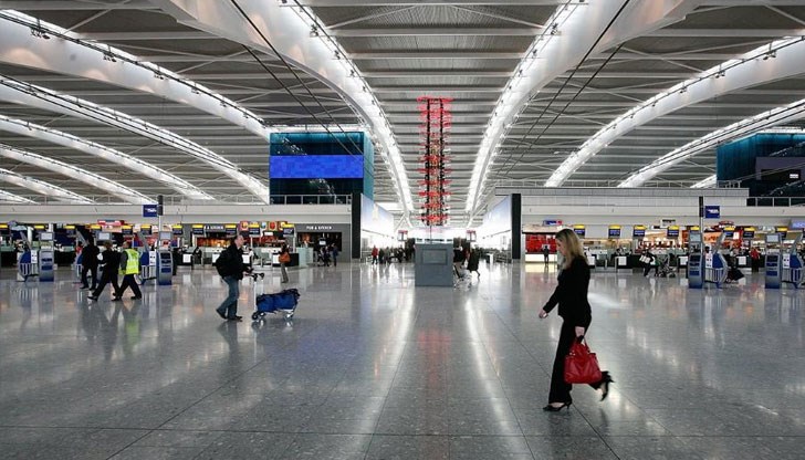 Безспорен лидер е Heathrow, откъдето има пътувания до 379 дестинации Безспорен лидер е Heathrow, откъдето има пътувания до 379 дестинации