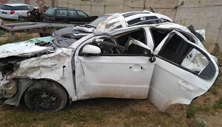 Красавицата остави три сирачета.